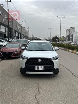 تۆیۆتا کۆرۆلا کرۆس